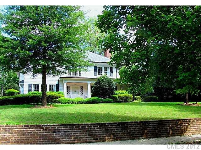 820 Edgehill Road North Charlotte, NC 28207 - Photo 1 of 16 Gallery Image 1