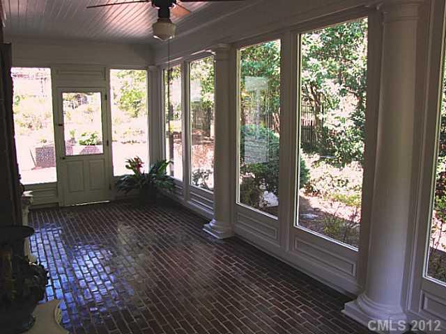 820 Edgehill Road North Charlotte, NC 28207 - Photo 12 of 16 Gallery Image 12