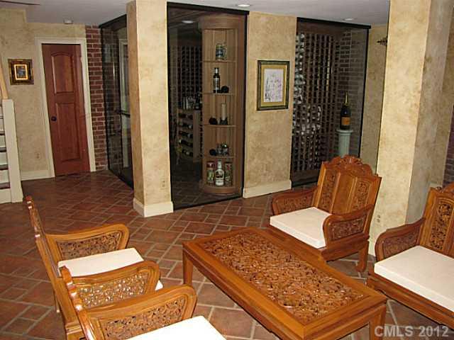 820 Edgehill Road North Charlotte, NC 28207 - Photo 16 of 16 Gallery Image 16