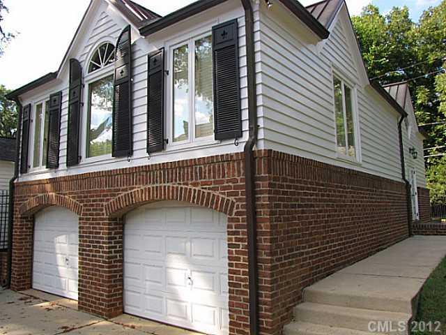 820 Edgehill Road North Charlotte, NC 28207 - Photo 3 of 16 Gallery Image 3