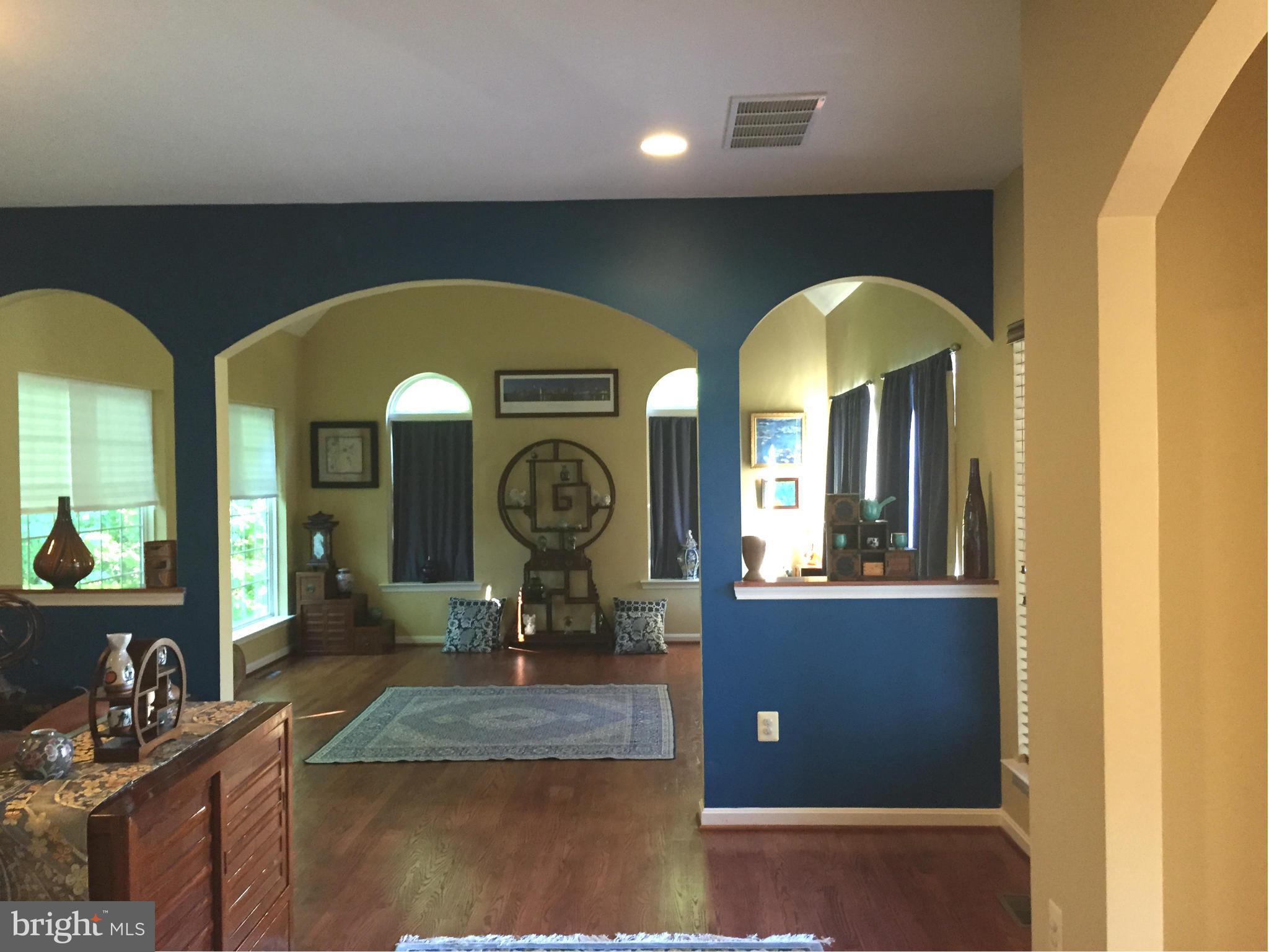 110 Notley Road Fort Washington, MD 20744 - Photo 13 of 30 Living Room