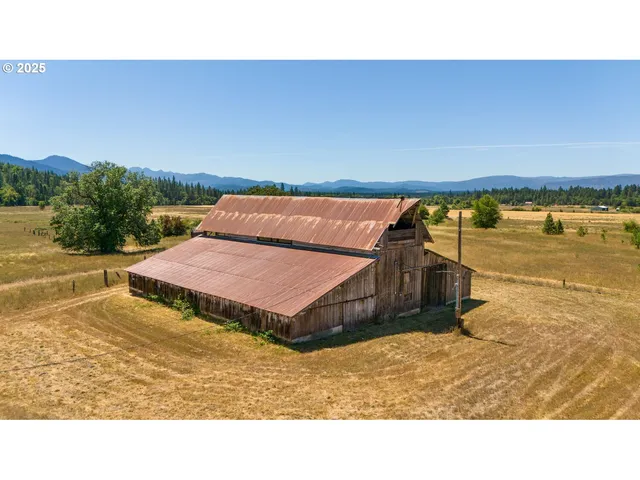 $750,000 | 5005 Caves Highway, Cave Junction, OR 97523