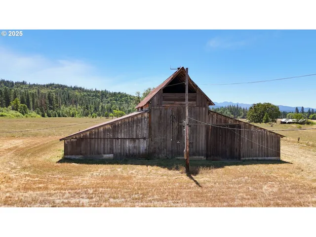 $750,000 | 5005 Caves Highway, Cave Junction, OR 97523