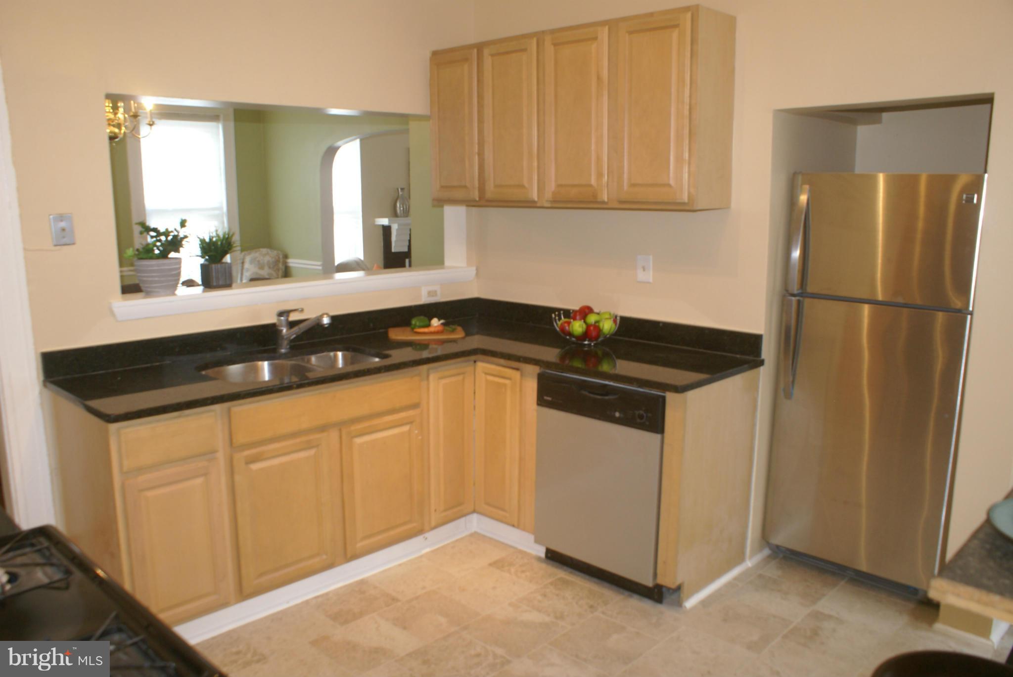 4017 Bonner Road Baltimore, MD 21216 - Photo 13 of 30 Kitchen
