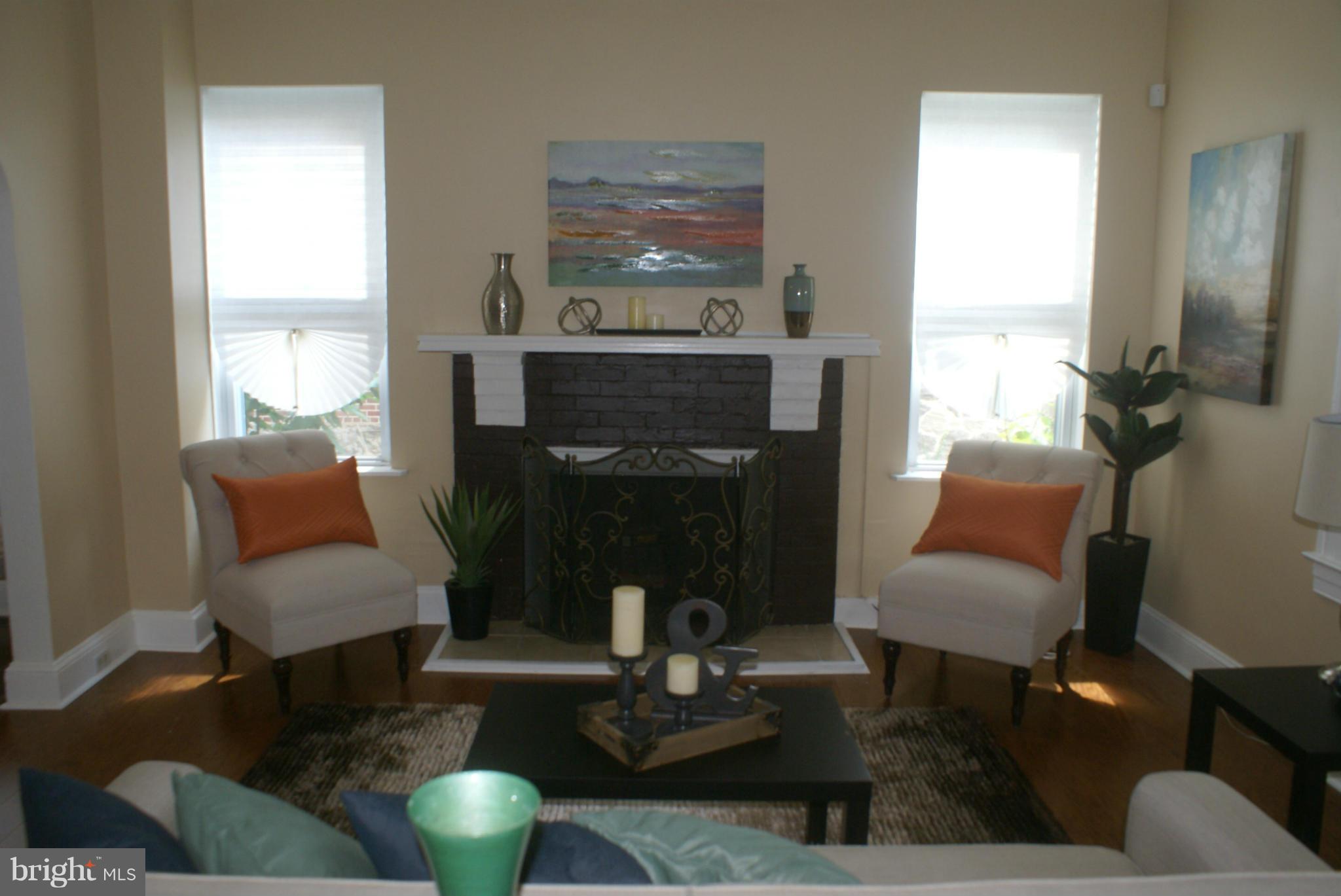 4017 Bonner Road Baltimore, MD 21216 - Photo 4 of 30 Living Room