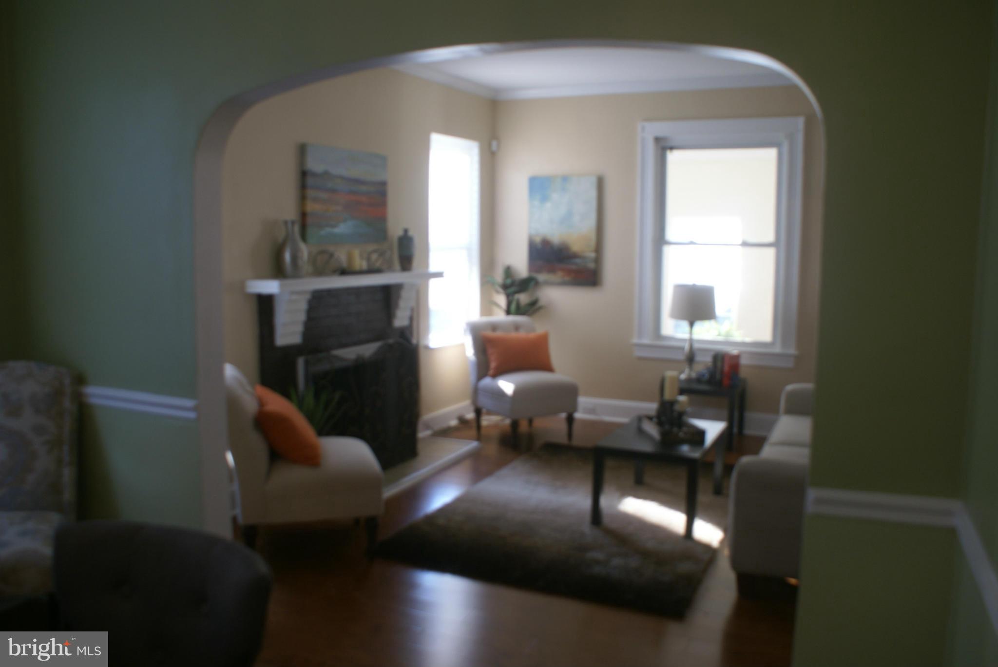4017 Bonner Road Baltimore, MD 21216 - Photo 9 of 30 Living Room