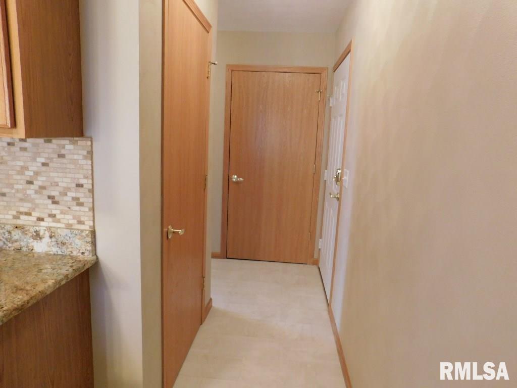 128 Easy Street Washington, IL 61571 - Photo 11 of 21 Gallery Image 11