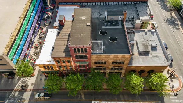 $650,000 | 812 South Calhoun Street, Fort Wayne, IN 46802