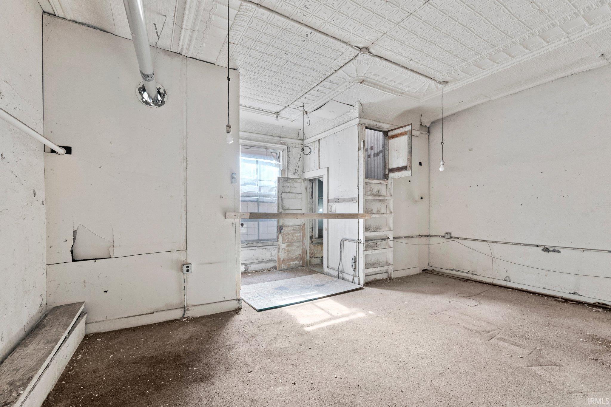 812 South Calhoun Street Fort Wayne, IN 46802 - Photo 11 of 28