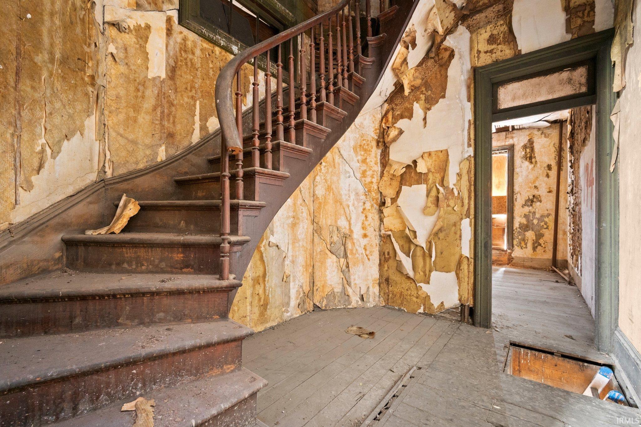 812 South Calhoun Street Fort Wayne, IN 46802 - Photo 21 of 28