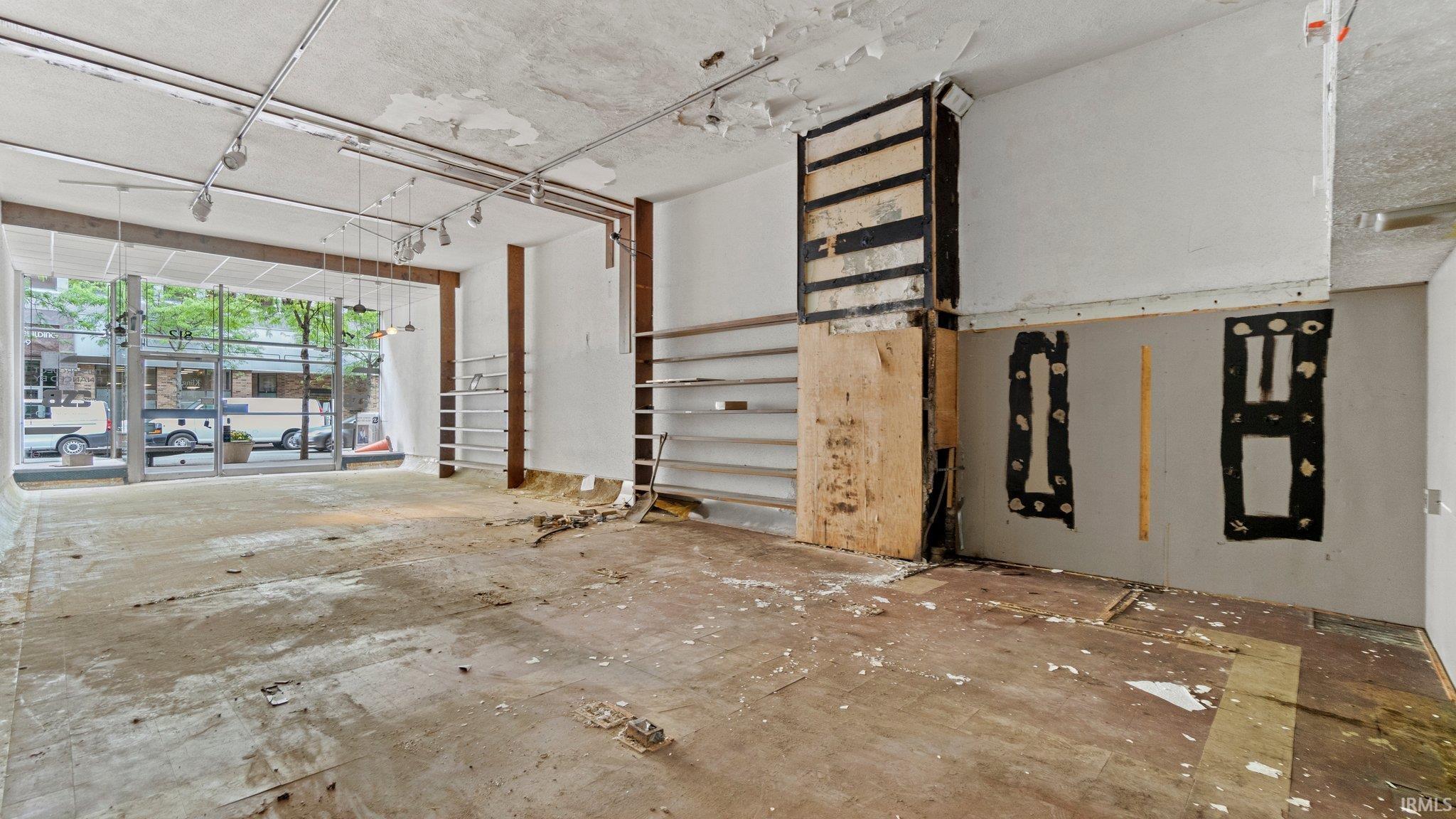 812 South Calhoun Street Fort Wayne, IN 46802 - Photo 7 of 28