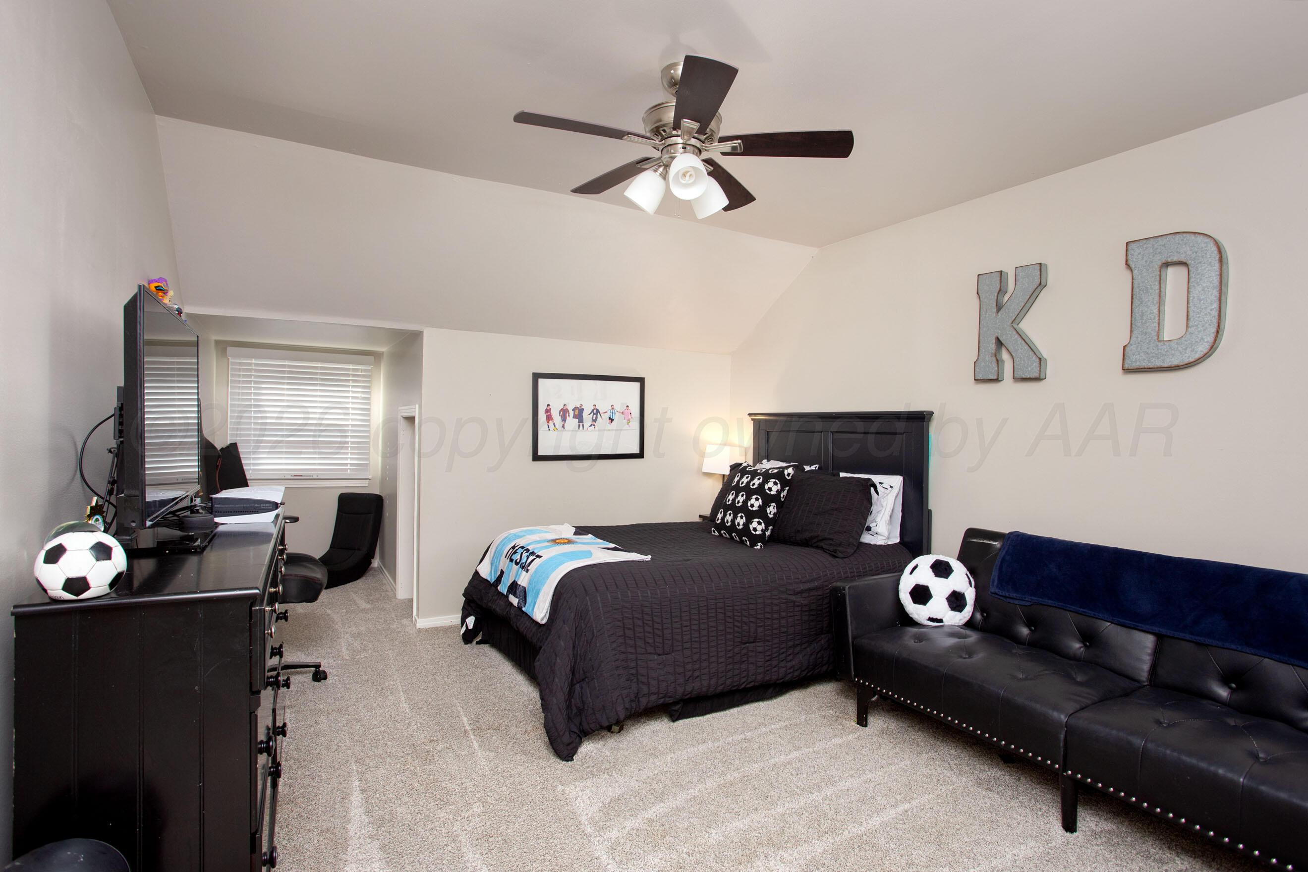 6102 Gainsborough Road Amarillo, TX 79106 - Photo 24 of 38 26