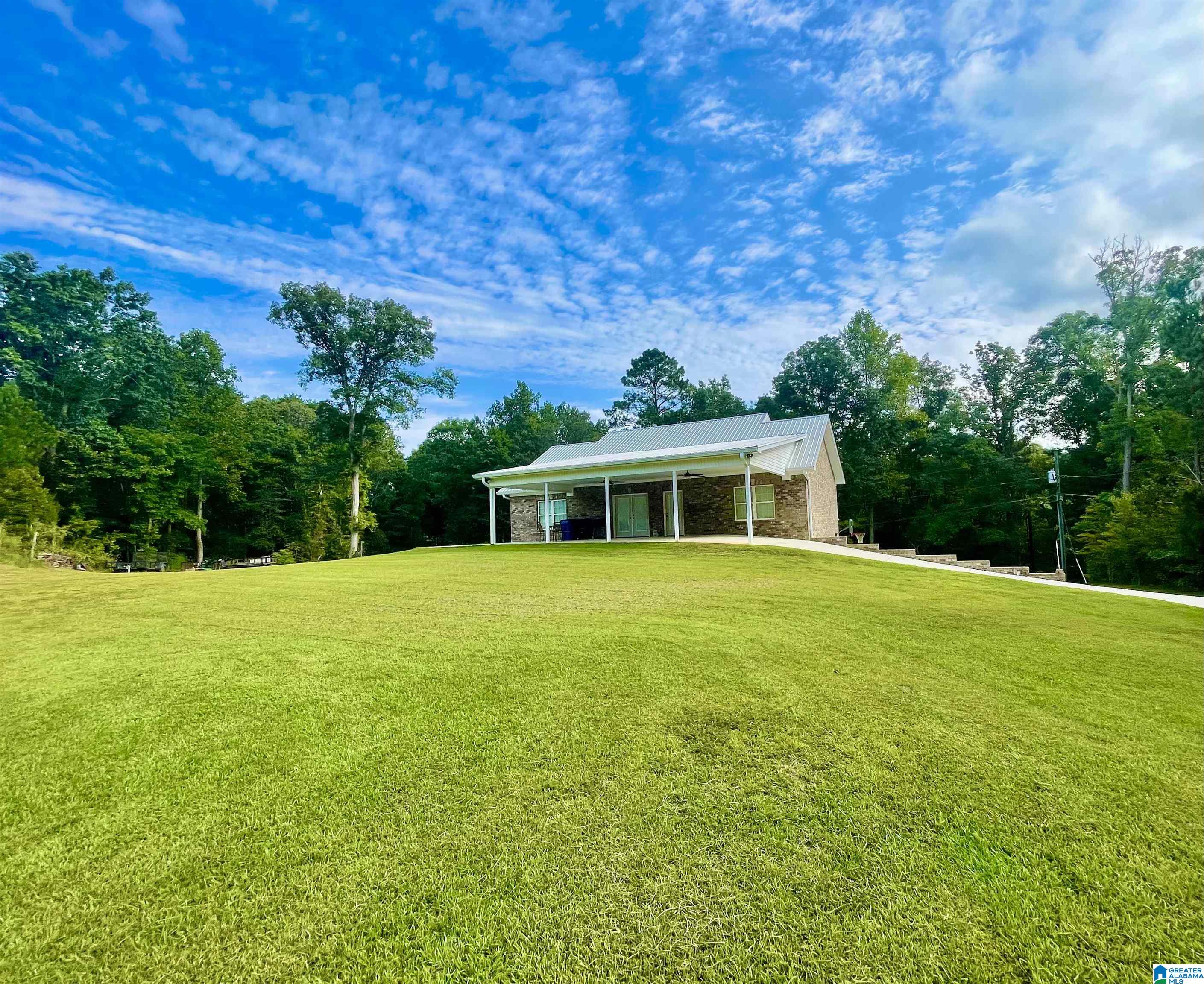 1565 Mountain Lake Road Warrior, AL 35180 - Photo 8 of 47