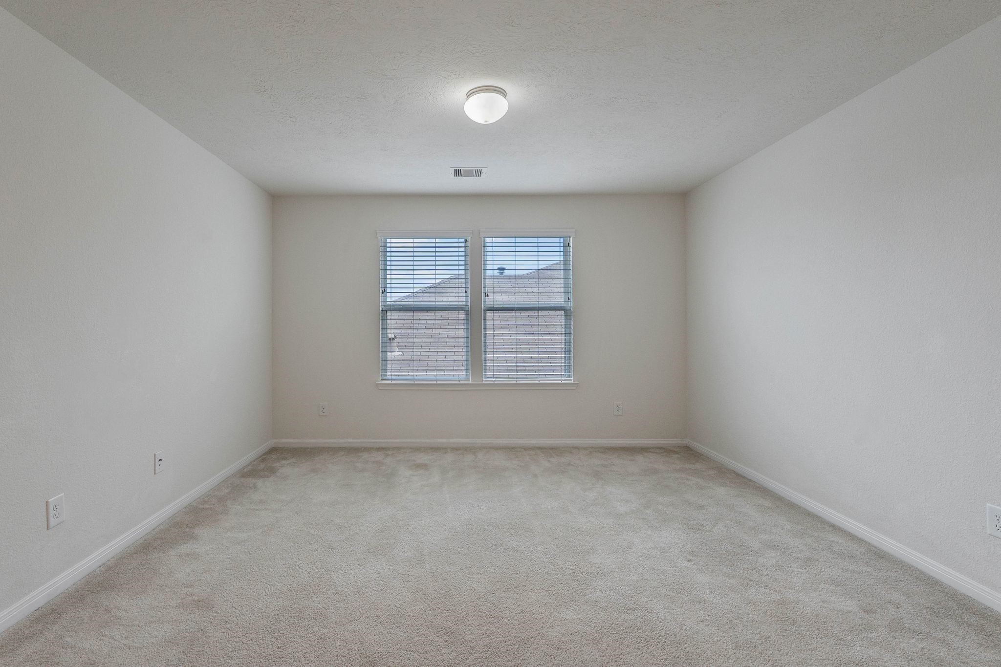 16623 Cliff Vale Court Houston, TX 77084 - Photo 25 of 34 an empty room with a window