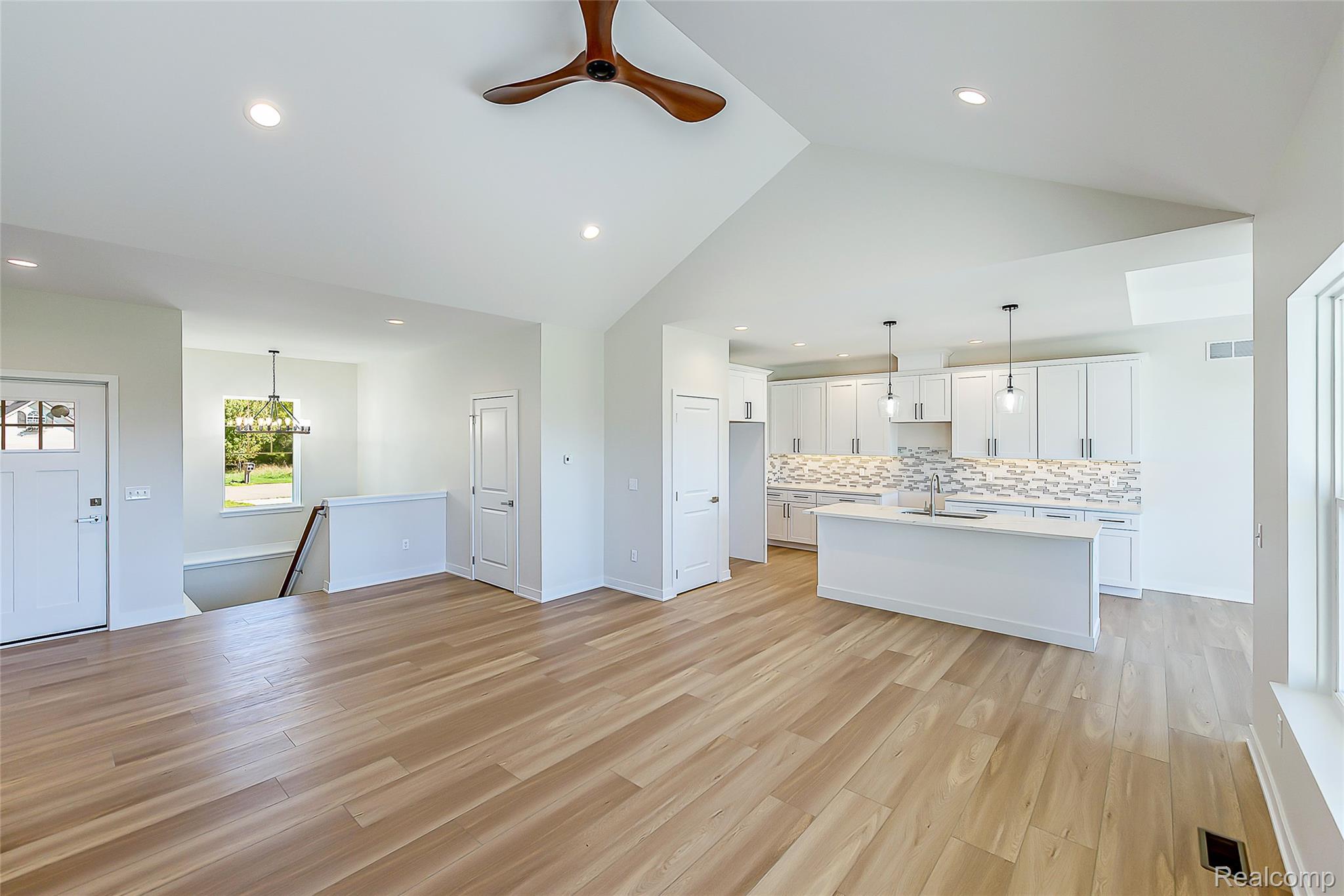 2878 Clivedon Road Howell, MI 48843 - Photo 5 of 41 GREAT RM INTO KITCHEN