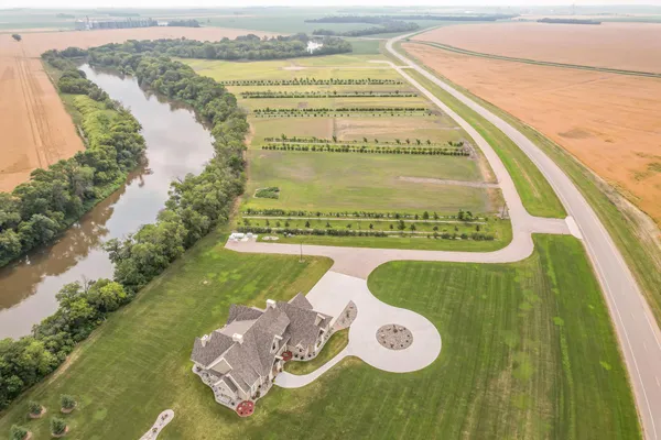 $278,600 | 7172 180th Avenue Southeast, Wahpeton, ND 58075