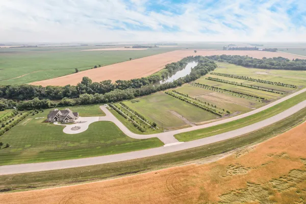 $278,600 | 7172 180th Avenue Southeast, Wahpeton, ND 58075
