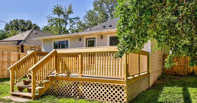 $2,700 | 2029 Felix Avenue, Memphis, TN 38104