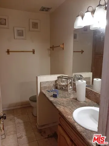 $400,000 | 719 North Eucalyptus Avenue, Unit 6C, Inglewood, CA 90302