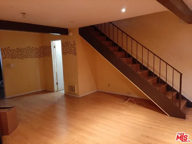 $400,000 | 719 North Eucalyptus Avenue, Unit 6C, Inglewood, CA 90302