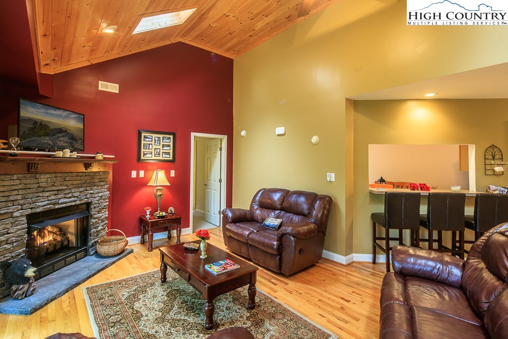 109 Deergrass Road Beech Mountain, NC 28604 - Photo 3 of 42 Gallery Image 3