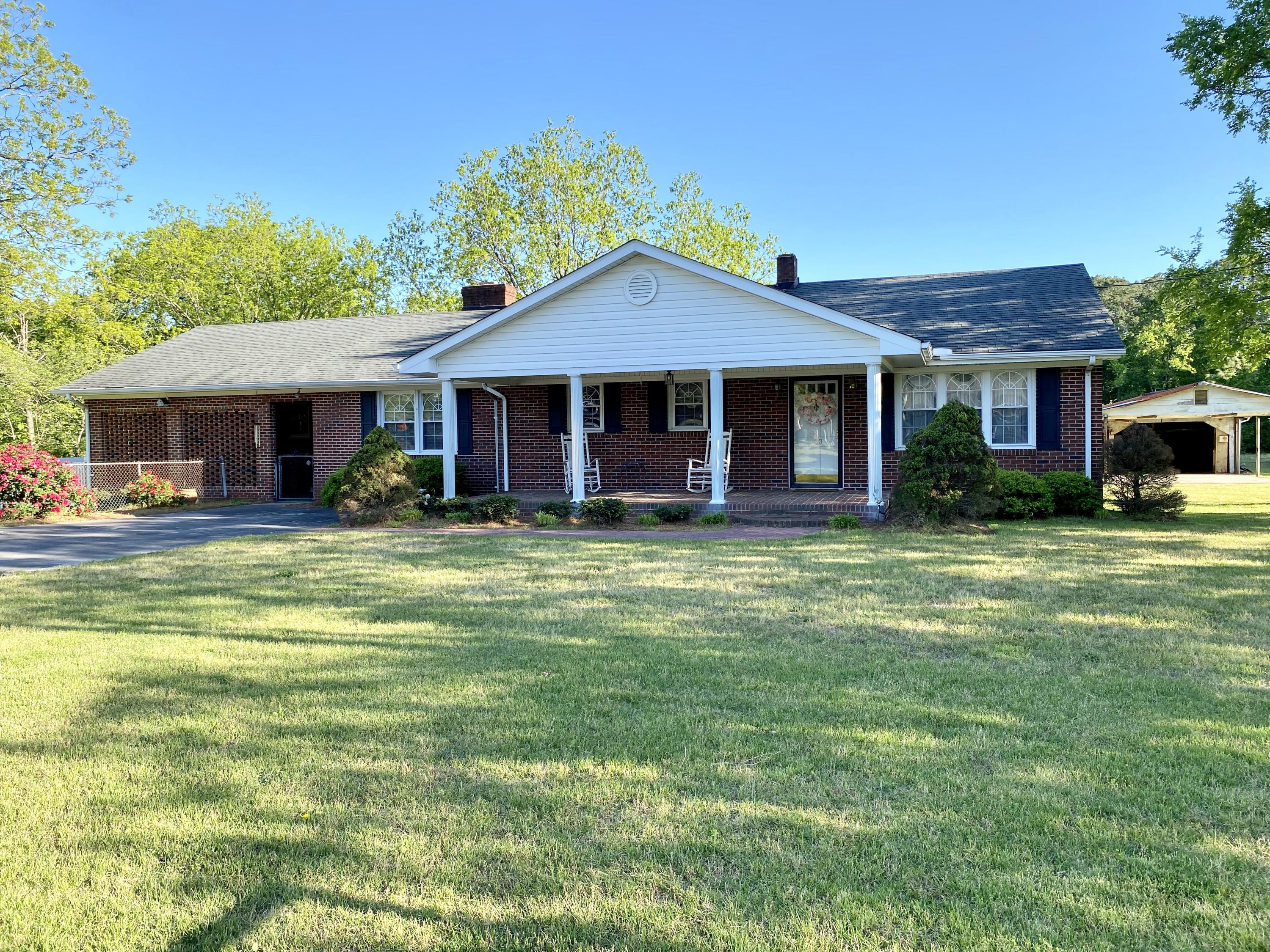178 Snead Avenue Rockingham, NC 28379 - Photo 1 of 22 IMG_1872 2