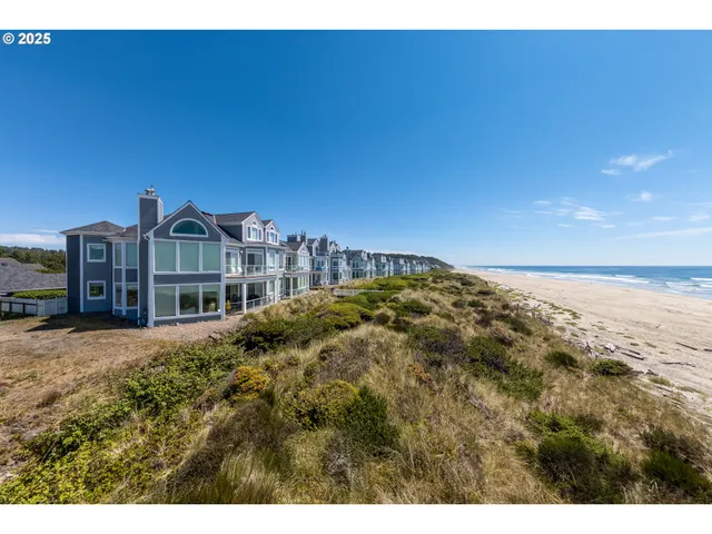 $849,000 | 5758 Southwest Cupola Drive, South Beach, OR 97366