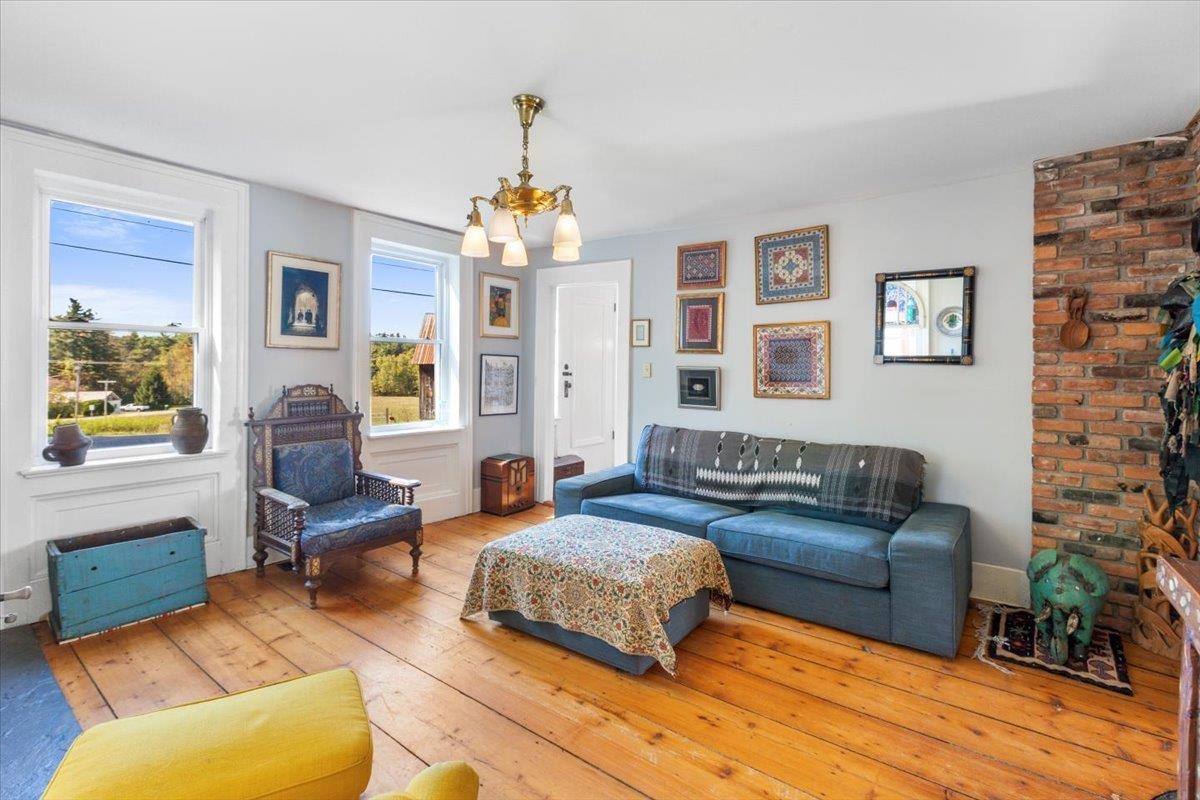 21 County Road Pownal, VT 05261 - Photo 18 of 43