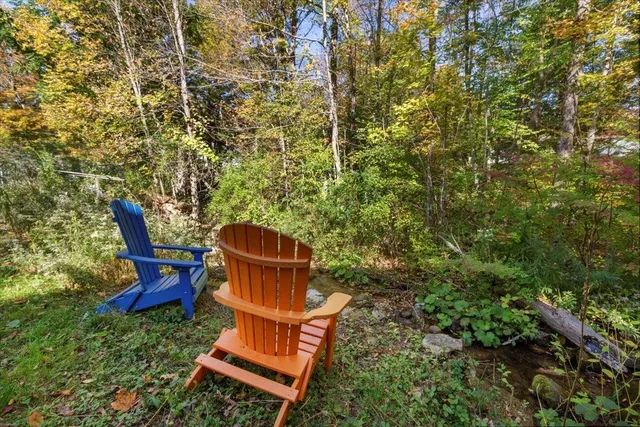 $450,000 | 21 County Road, Pownal, VT 05261