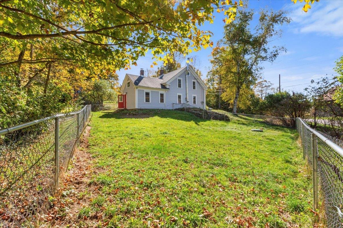 21 County Road Pownal, VT 05261 - Photo 34 of 43