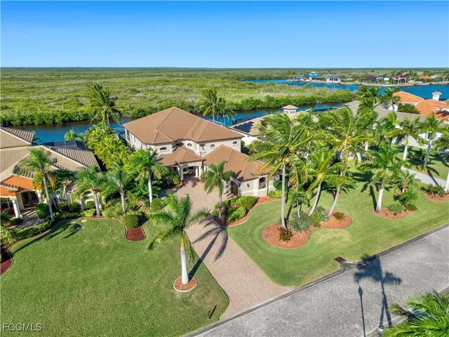 $2,450,000 | 848 West Cape Estates Circle, Cape Coral, FL 33993