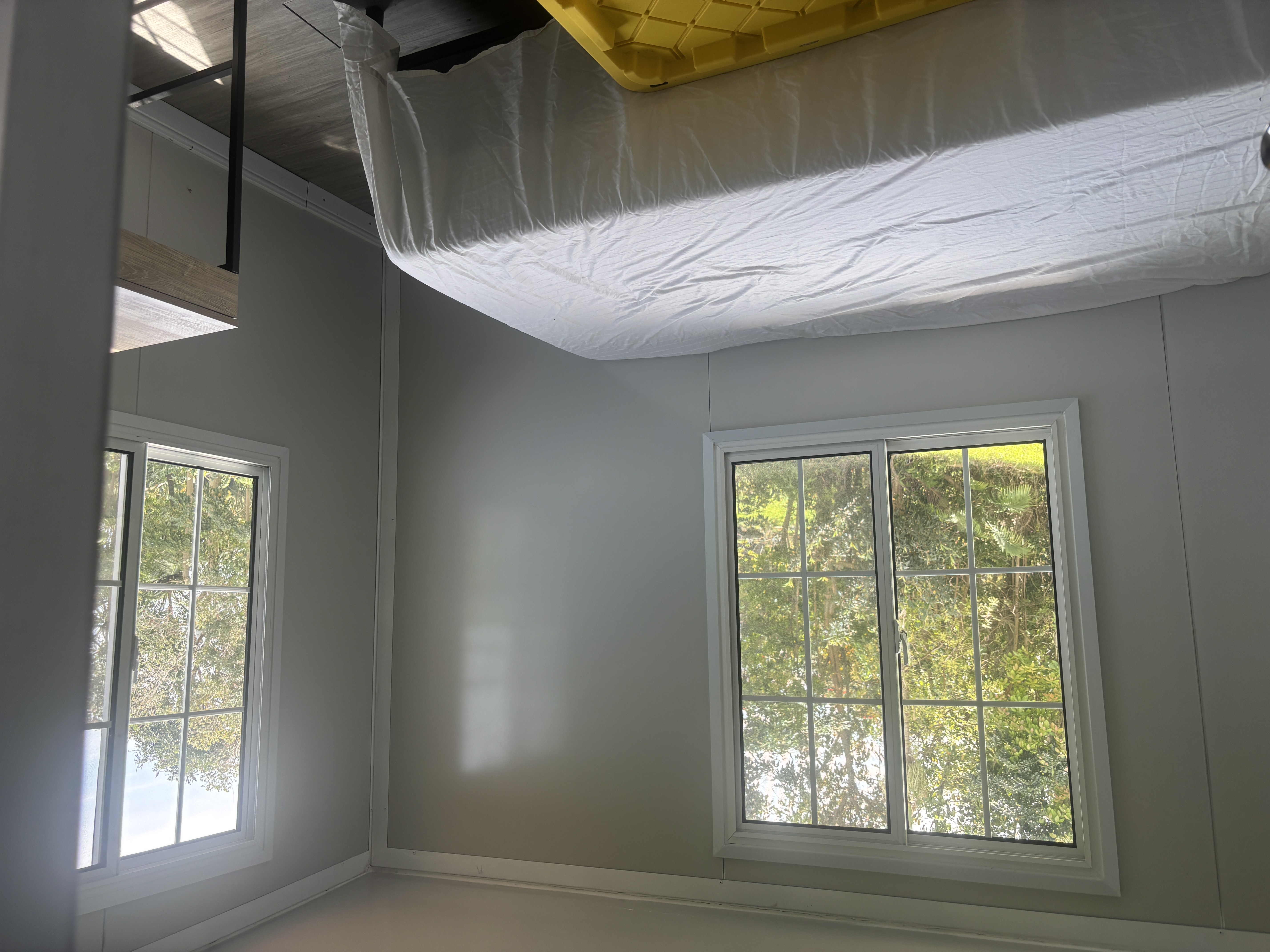 84-1226 Bruner Road Captain Cook, HI 96704 - Photo 14 of 28 a bedroom with a bed and a window