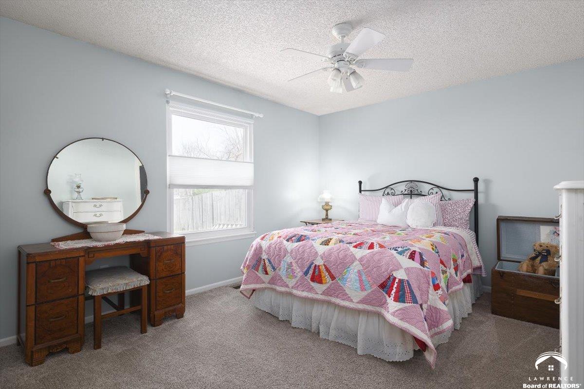 1029 Eldridge Street Lawrence, KS 66049 - Photo 13 of 27