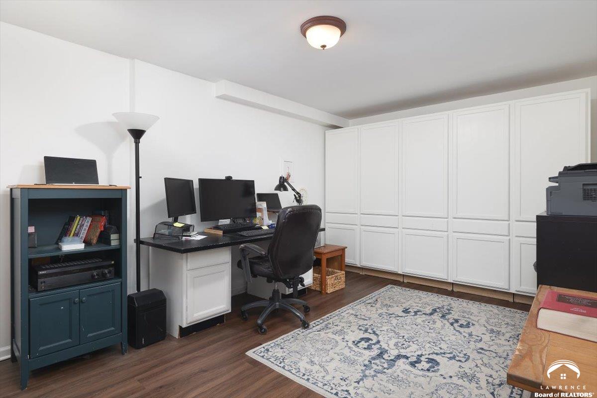 1029 Eldridge Street Lawrence, KS 66049 - Photo 21 of 27