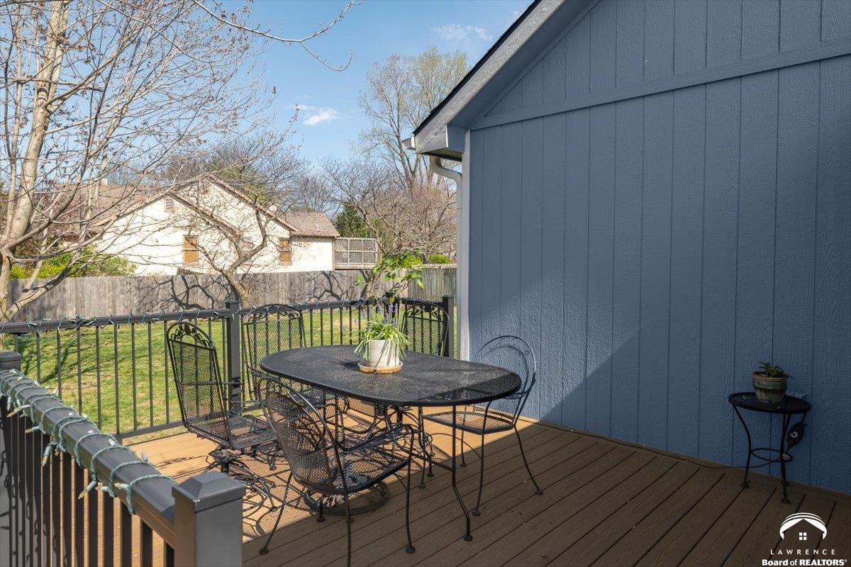 1029 Eldridge Street Lawrence, KS 66049 - Photo 24 of 27