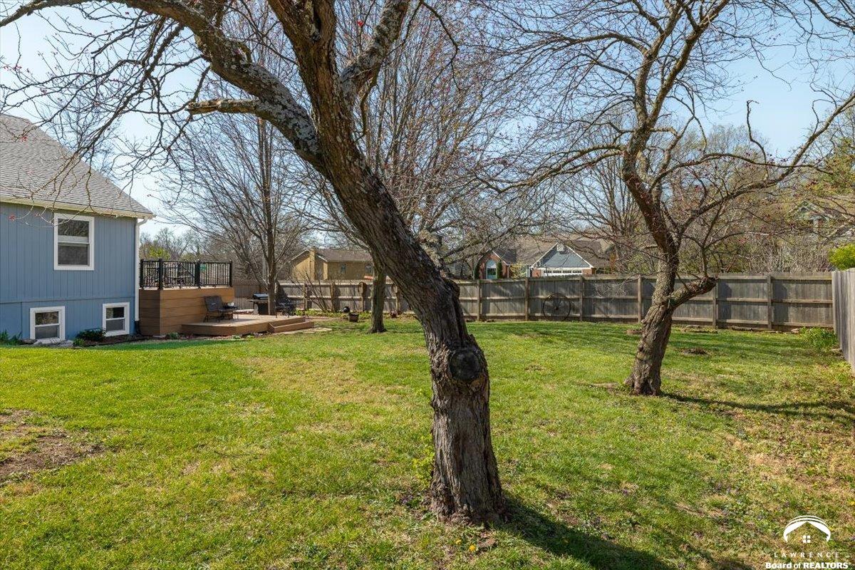 1029 Eldridge Street Lawrence, KS 66049 - Photo 26 of 27