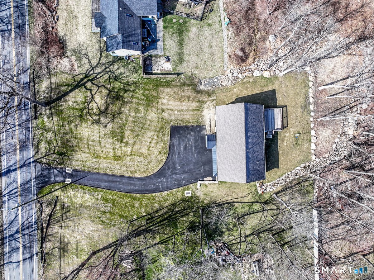 53 Pembroke Road Danbury, CT 06811 - Photo 4 of 37 a view of water fountain