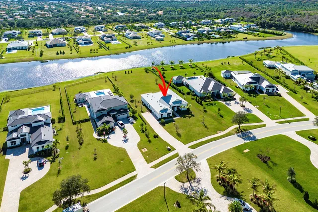 $2,985,000 | 20076 Southeast Bridgewater Drive, Jupiter, FL 33458