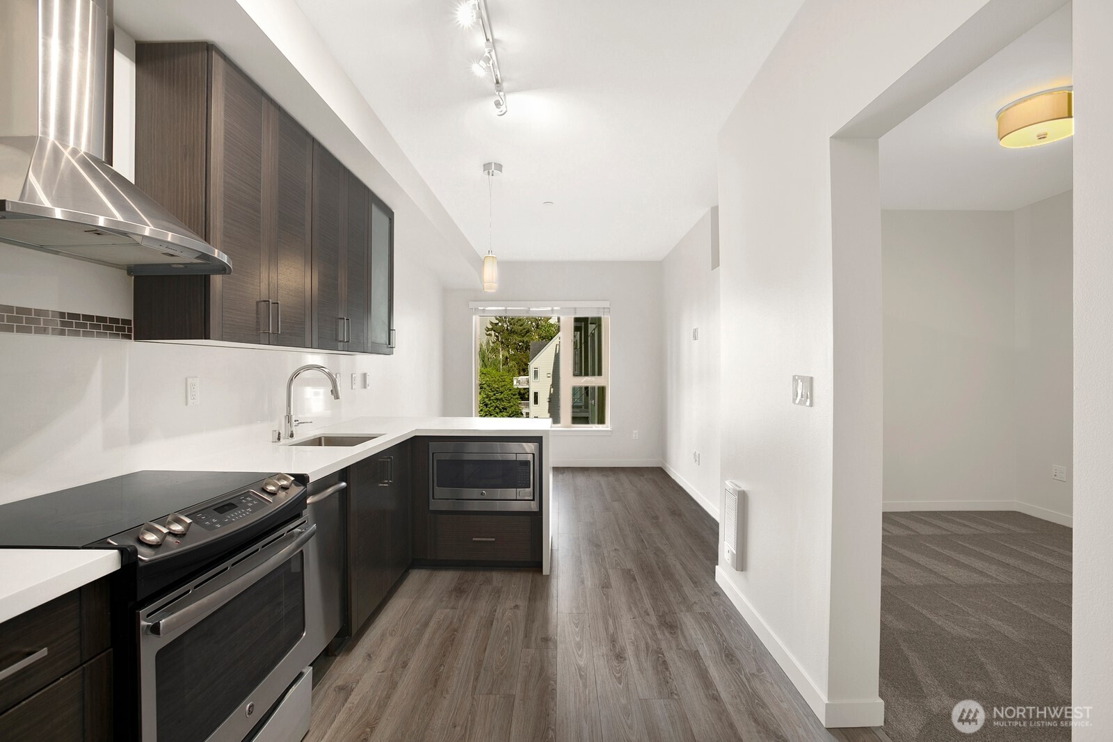 1760 Northwest 56th Street, Unit 421 Seattle, WA 98107 - Photo 6 of 21
