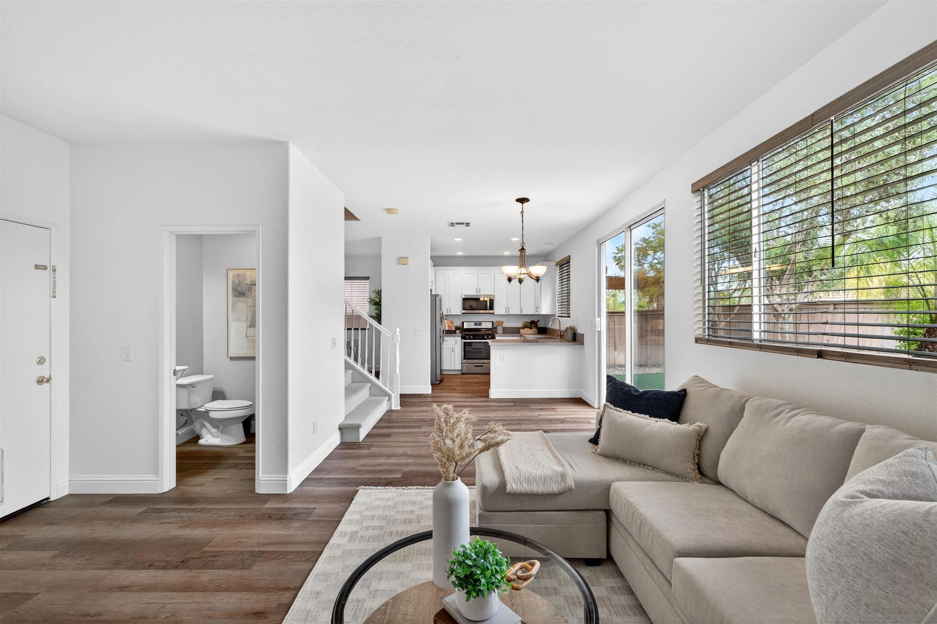 1877 El Modena Road Chula Vista, CA 91913 - Photo 15 of 38