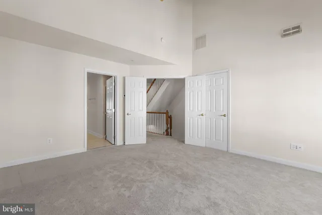 $979,000 | 8882 Ashgrove House Lane, Vienna, VA 22182