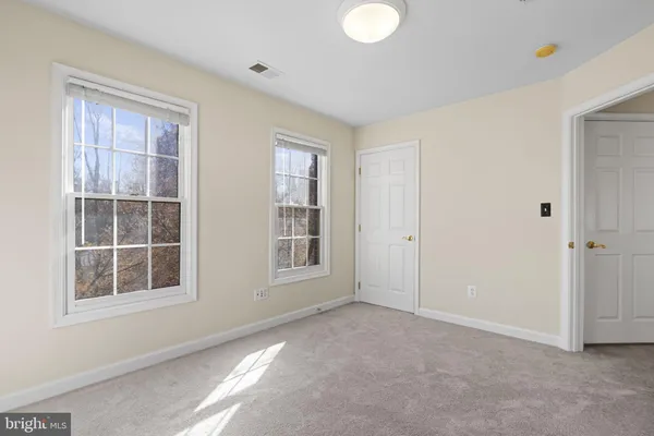 $949,900 | 8882 Ashgrove House Lane, Vienna, VA 22182