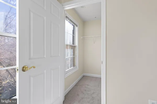$949,900 | 8882 Ashgrove House Lane, Vienna, VA 22182