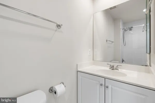 $949,900 | 8882 Ashgrove House Lane, Vienna, VA 22182