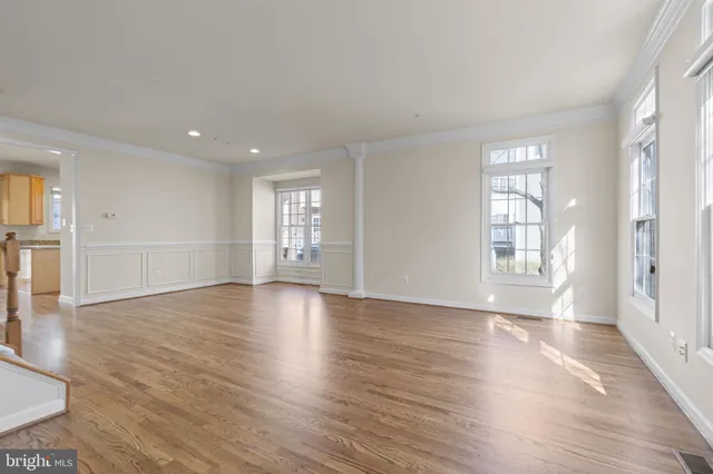 $979,000 | 8882 Ashgrove House Lane, Vienna, VA 22182