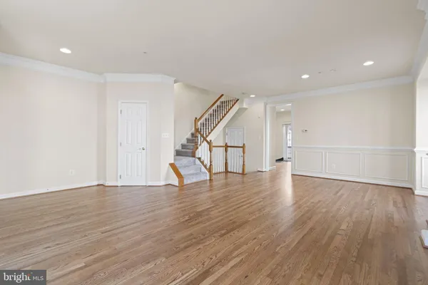 $949,900 | 8882 Ashgrove House Lane, Vienna, VA 22182