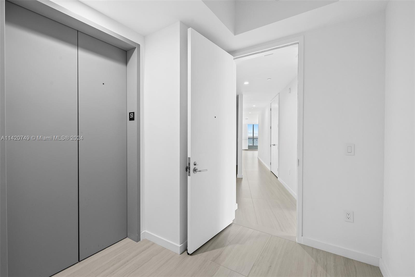 Park West Miami, FL 33132 - Photo 41 of 88 a view of a bathroom with a bathroom