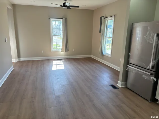 $129,900 | 312 West Sycamore Street, Carbondale, IL 62901