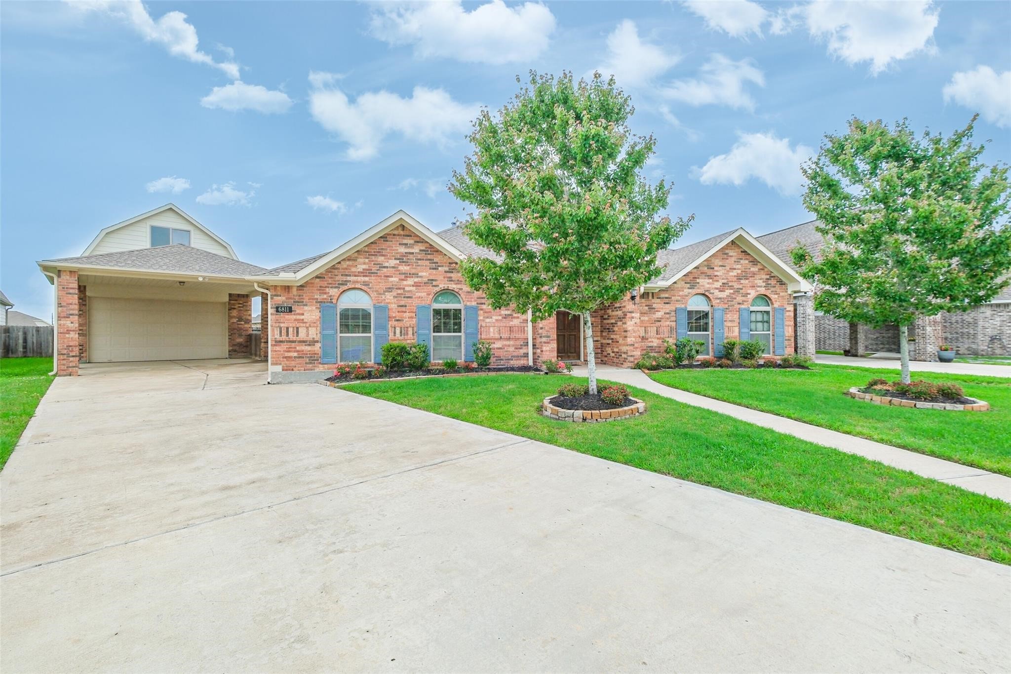 6811 Gonzales Point Manvel, TX 77578 - Photo 3 of 26