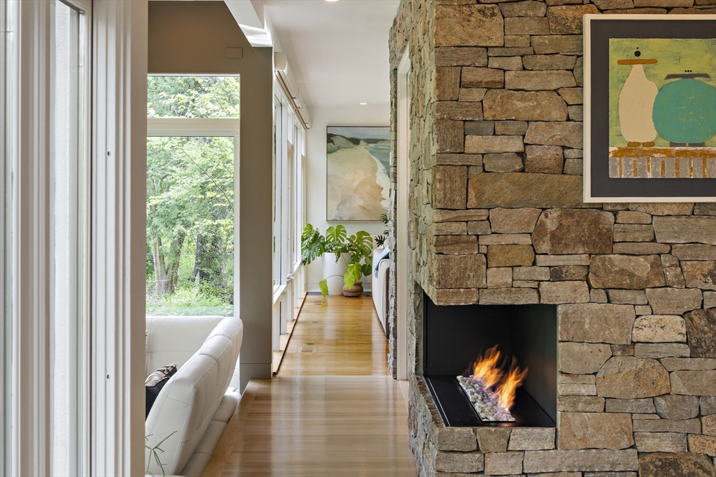 607 Main Street Concord, MA 01742 - Photo 13 of 39